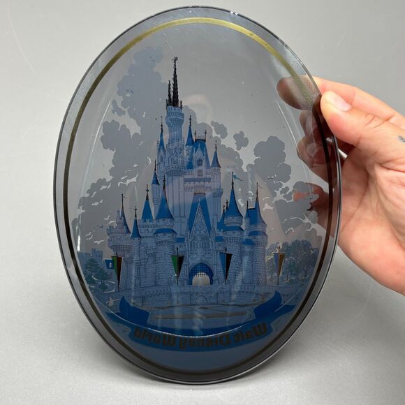 Vintage Walt Disney World Cinderella Castle Smoke Glass Souvenir Plate Oval '70s - Picture 2 of 6